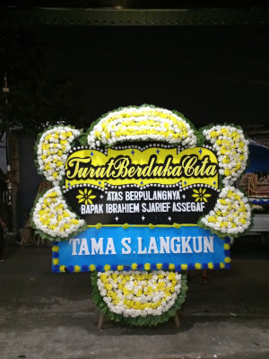 Papan Bunga Duka di Gedong Air
